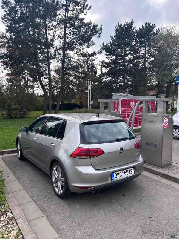 Volkswagen Golf 2,0   7, TDI, 110 kW - foto 2