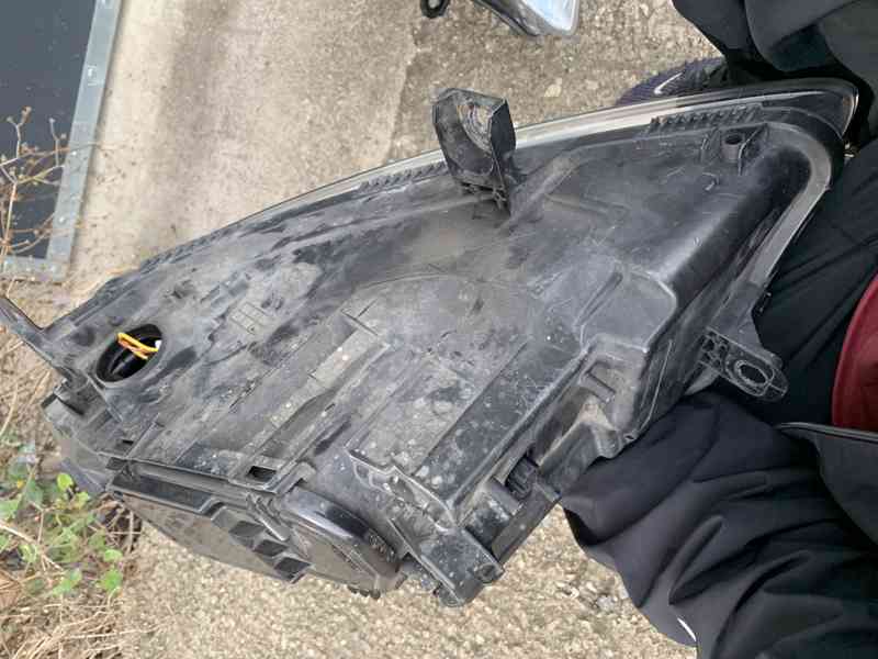 Xenon audi a6 c6 08- LED bixenon pravy nataceci - foto 10