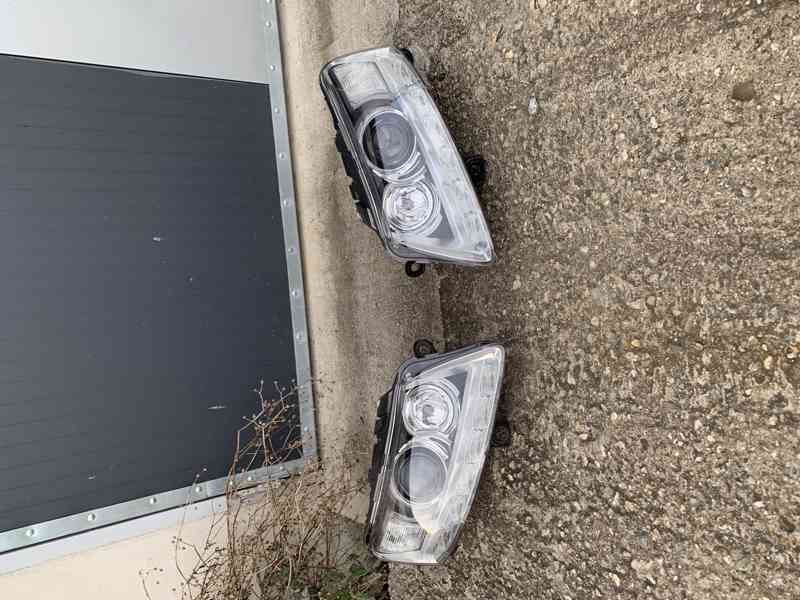 Xenon audi a6 c6 08- LED bixenon pravy nataceci - foto 1