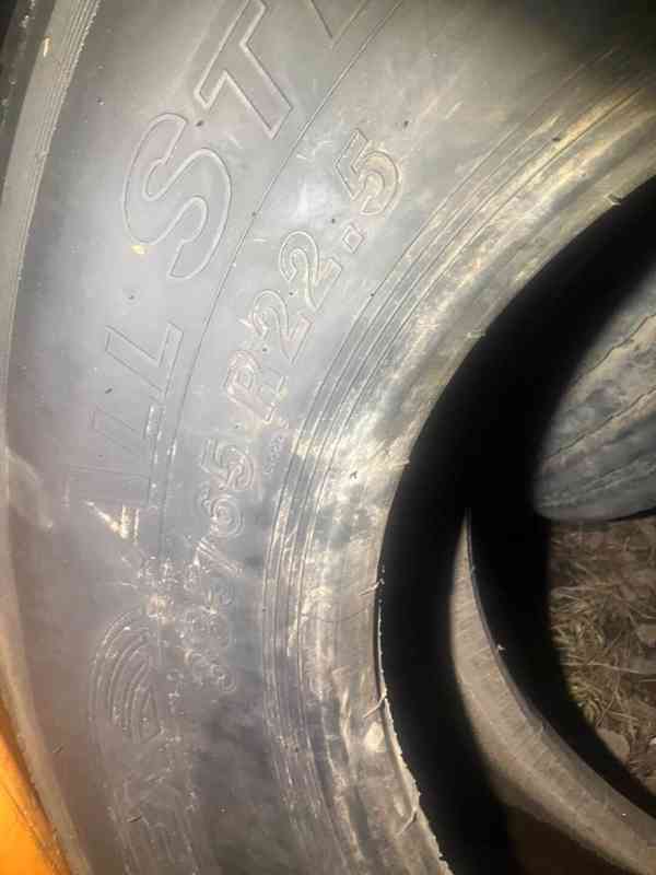 Tyrex PNEU NAVES 385/65 R22,5 160K POUZITE - foto 3
