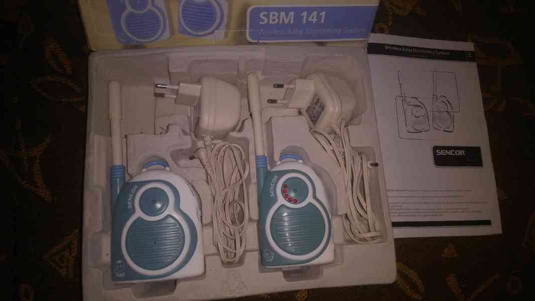 Chůvičky SENCOR, dřevěné kostky, hračky, vláčky, Barbie Pets - foto 4