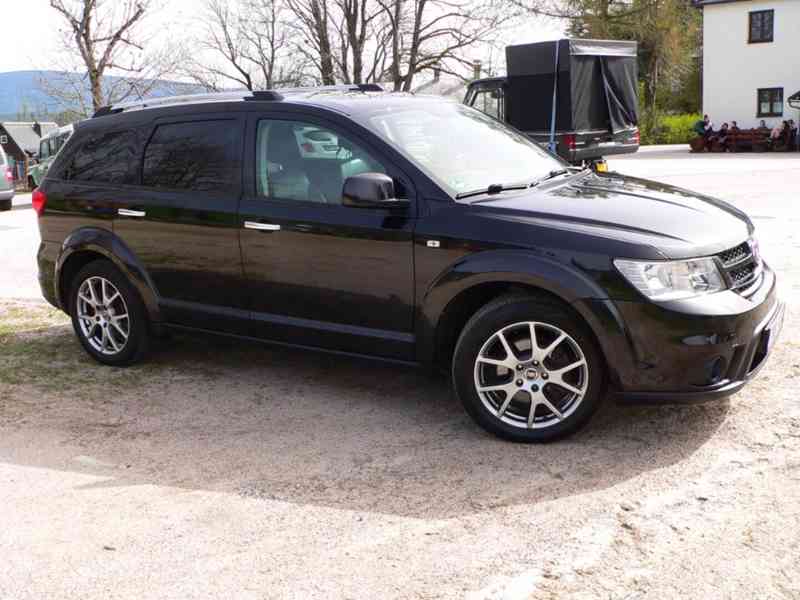 Fiat Freemont 2,0 MultiJet Aut. 4x4 Lounge - foto 4