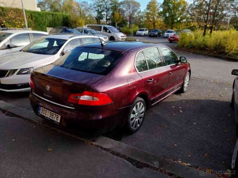 Škoda Superb 2,0   II - foto 3