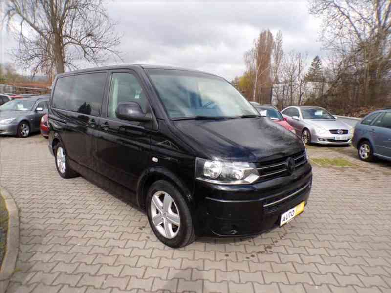 Volkswagen Caravelle 2,0 TDI AUTOMAT,TAŽNÉ ZAŘÍZENÍ - foto 1