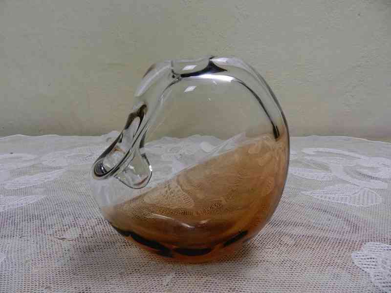 Zajímavá Váza hutní sklo Karel Wunsch Škrdlovice