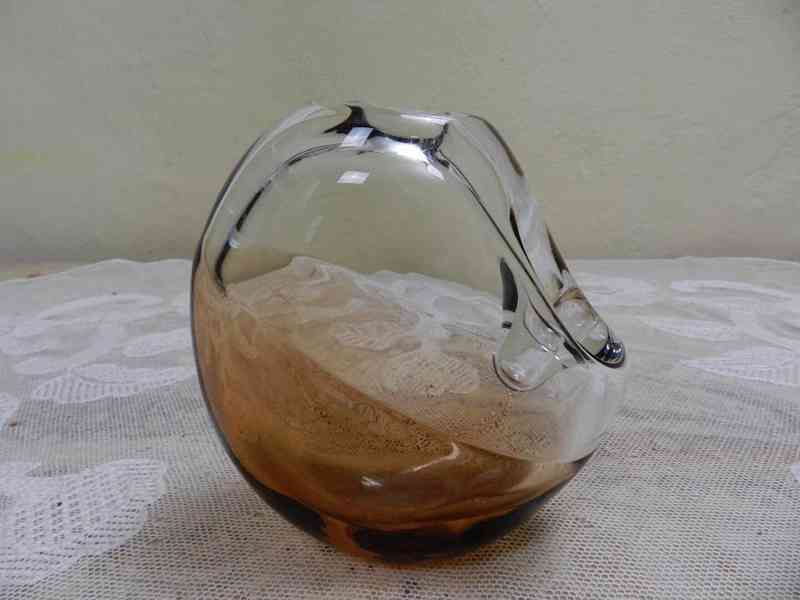 Zajímavá Váza hutní sklo Karel Wunsch Škrdlovice - foto 4