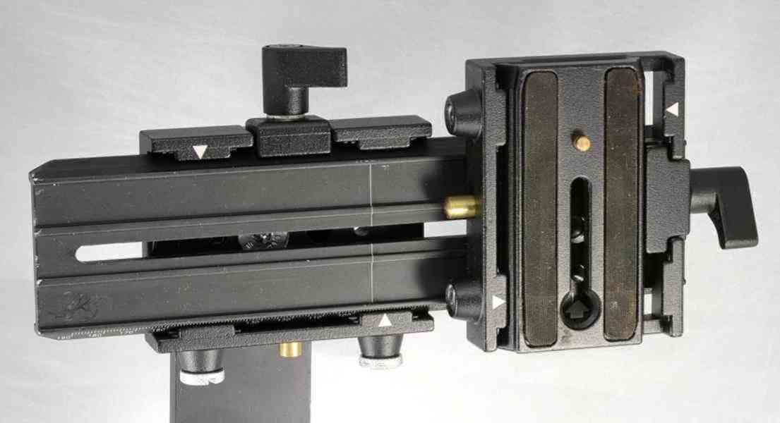 Manfrotto 303SPH *Panoramatická hlava kubická*Nosnost: 4 kg - foto 5