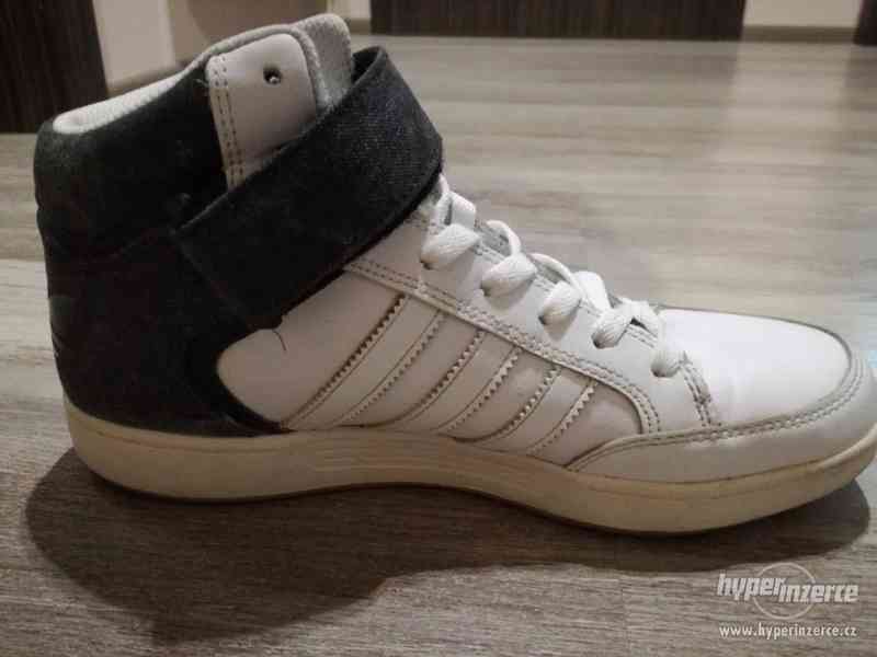 Bílé tenisky Adidas velikost 41 - foto 4