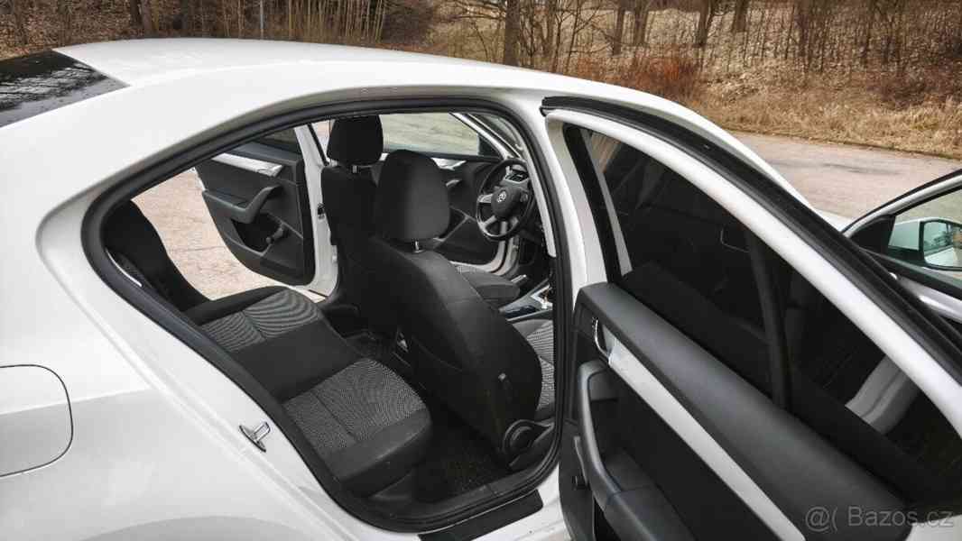 Škoda Octavia 1,2   Prodám - foto 10