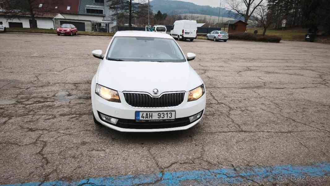 Škoda Octavia 1,2   Prodám - foto 1