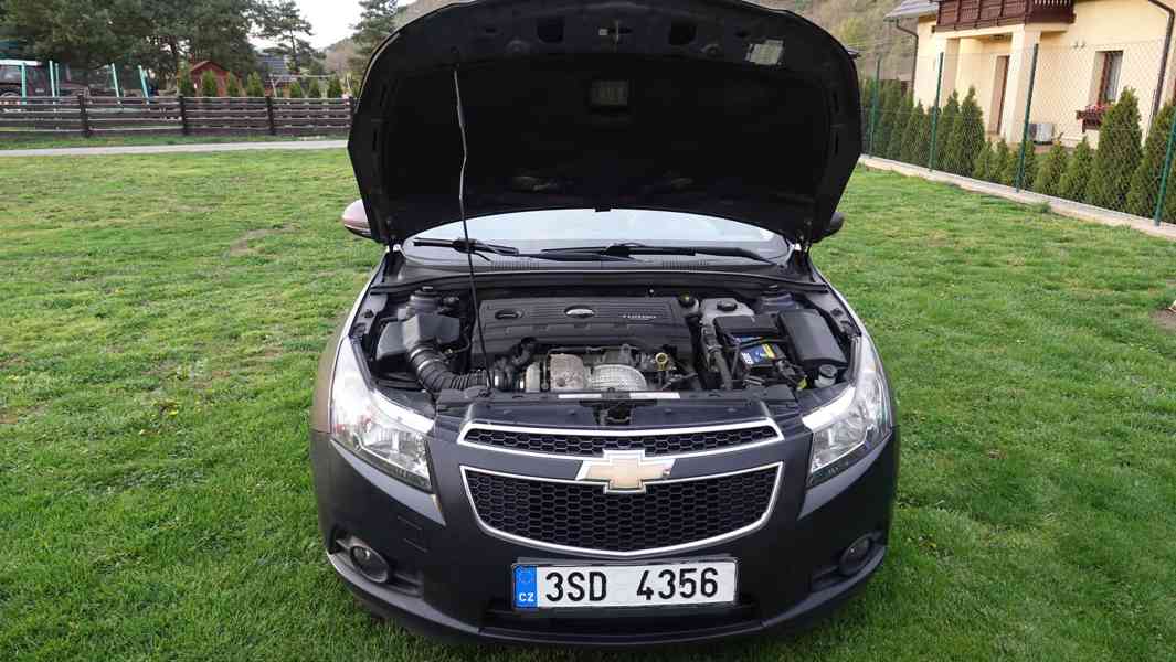 Chevrolet Cruze, 2.0 VCDi 120 kW - foto 5