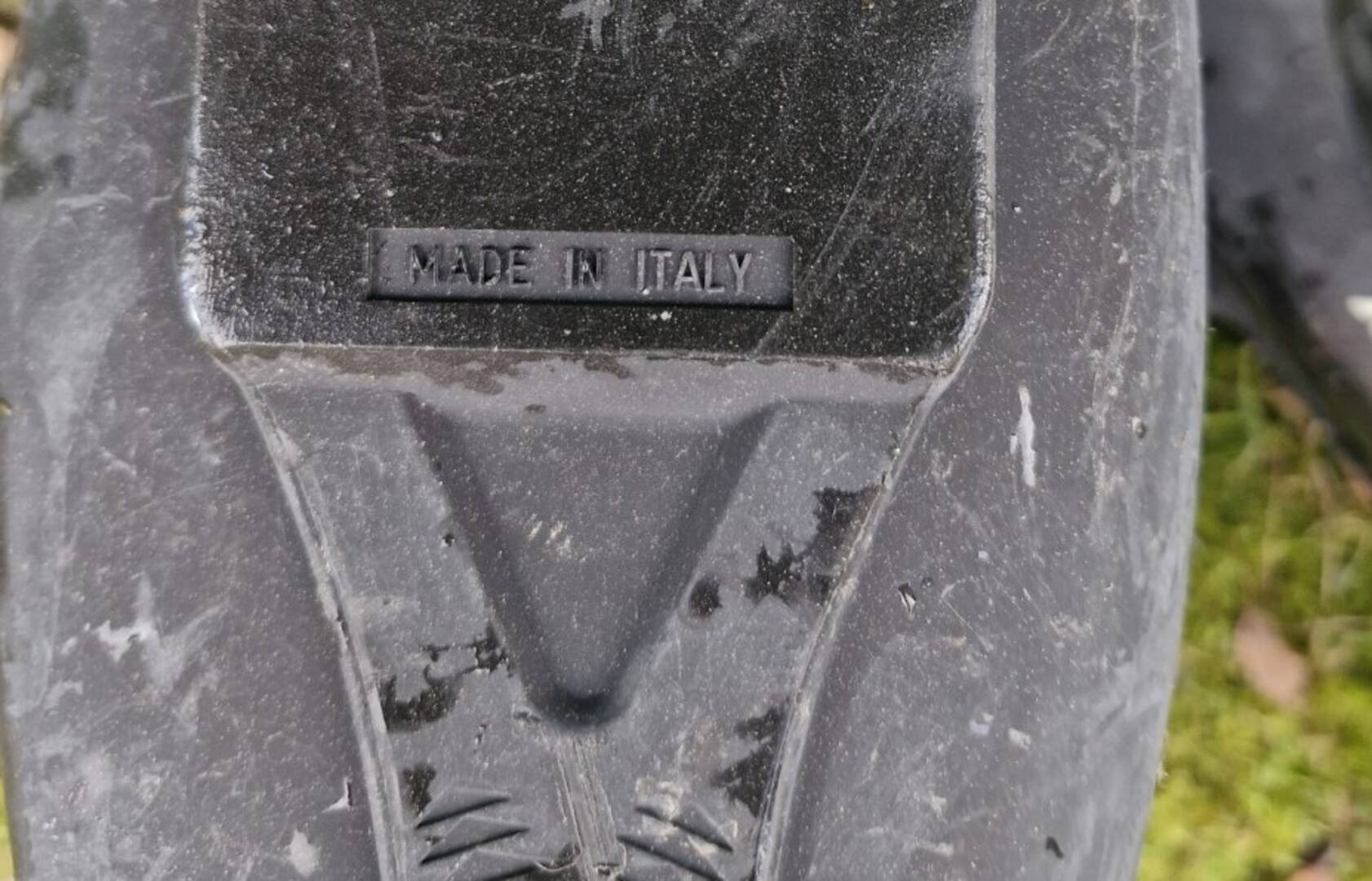 Běžky Rossignol (červené), hůlky a sjezd. boty nadměrná vel. - foto 10