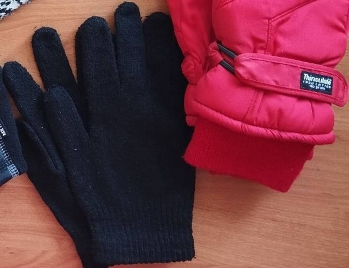 Běžky Rossignol (červené), hůlky a sjezd. boty nadměrná vel. - foto 5