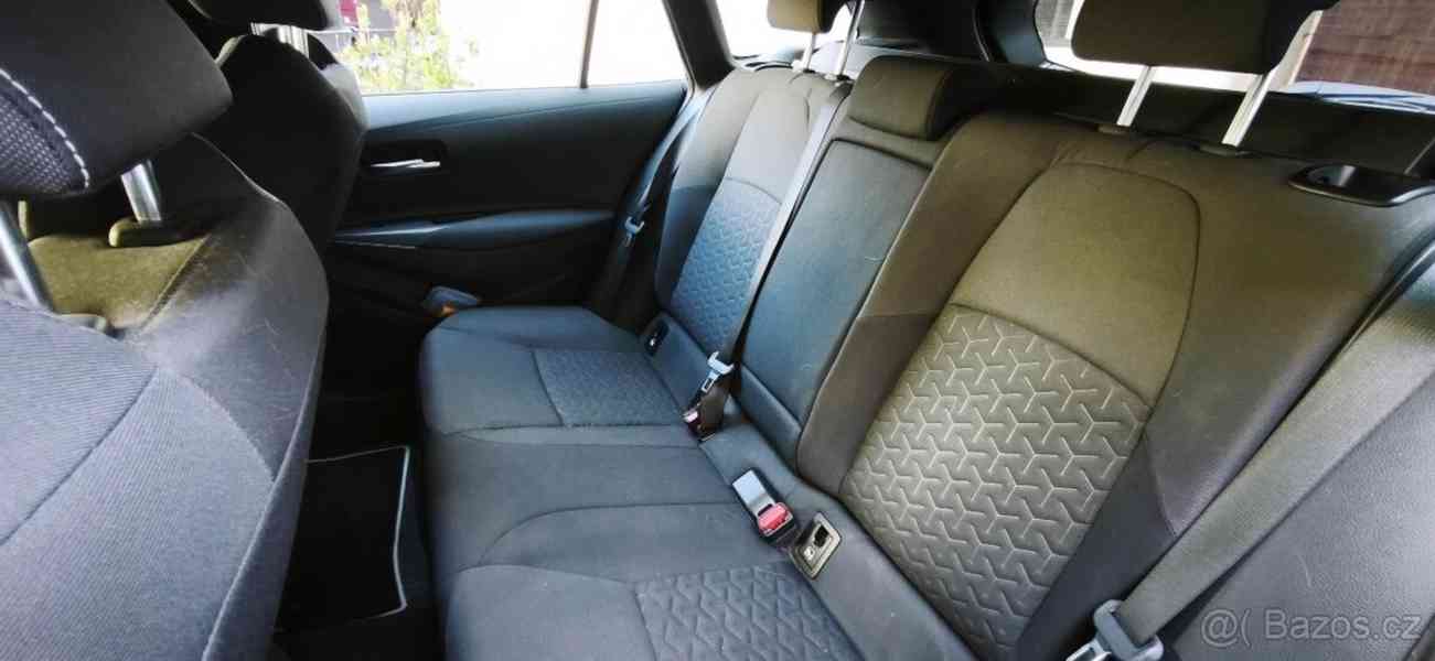 Toyota Corolla 1,8   Touring Sports - foto 13