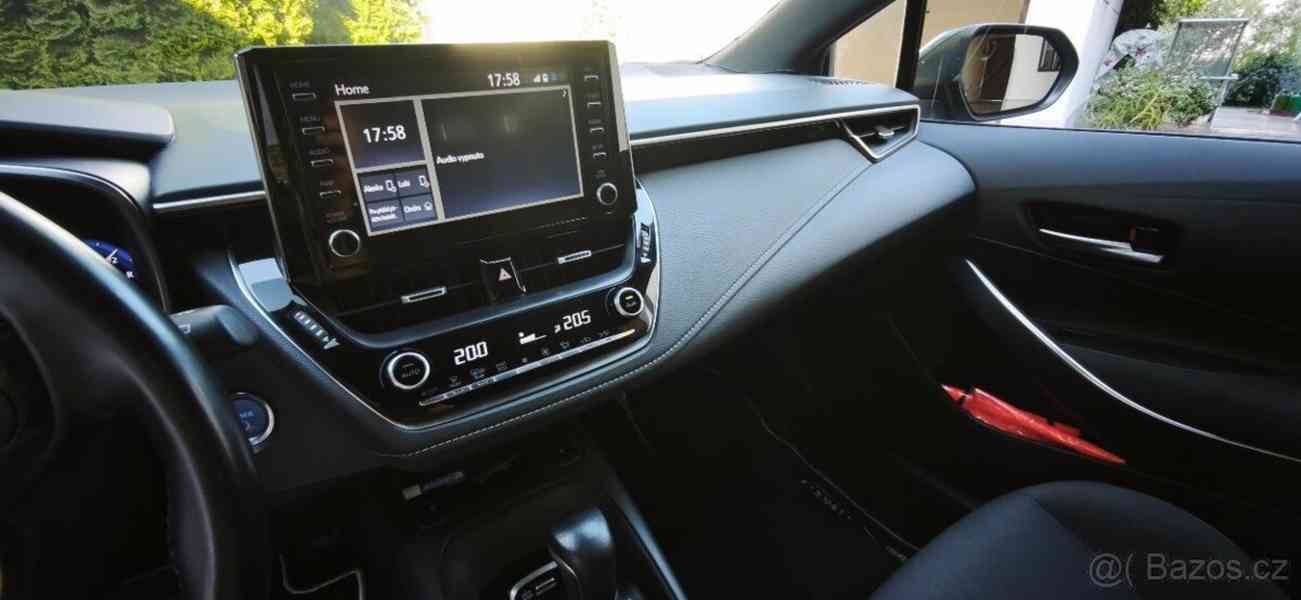 Toyota Corolla 1,8   Touring Sports - foto 12