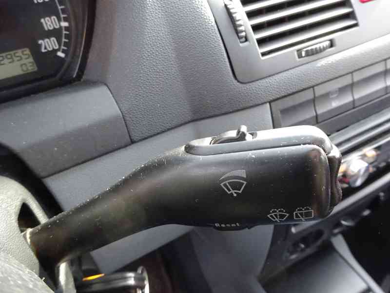 Škoda Fabia 1.9 SDI Combi r.v.2003 (STK:2/2024) - foto 10