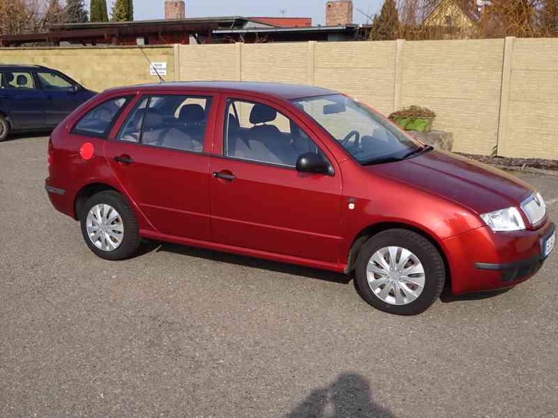 Škoda Fabia 1.9 SDI Combi r.v.2003 (STK:2/2024) - foto 2