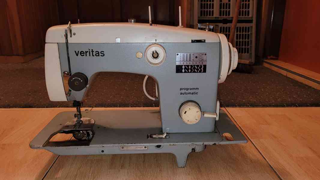 Šicí stroj Veritas - foto 1