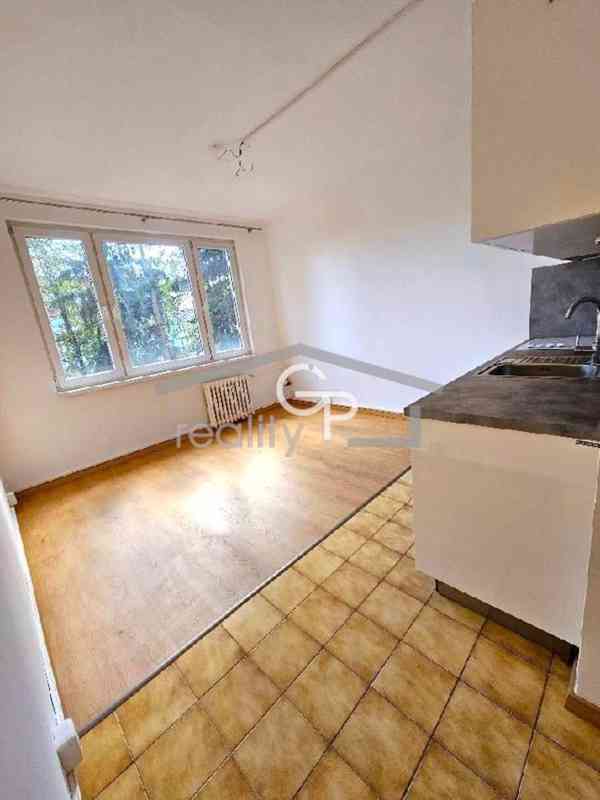Pronájem bytu 1+kk, ul. Pekárenská, Č. Budějovice - foto 2