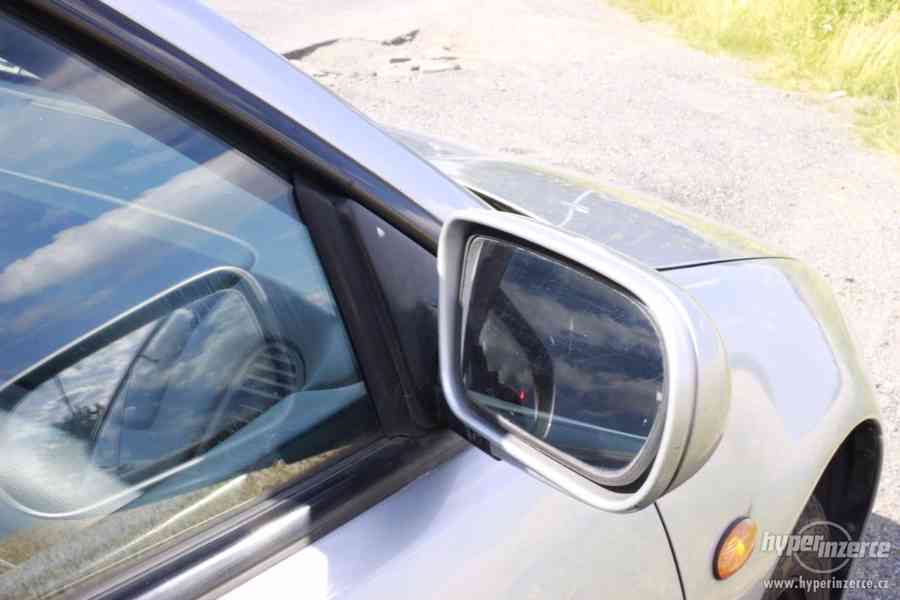 Mazda 323 F 1.5I - foto 4