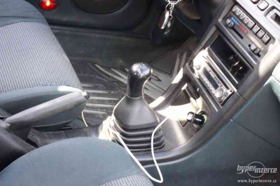 Mazda 323 F 1.5I - foto 16
