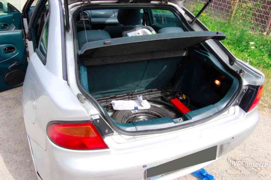 Mazda 323 F 1.5I - foto 27