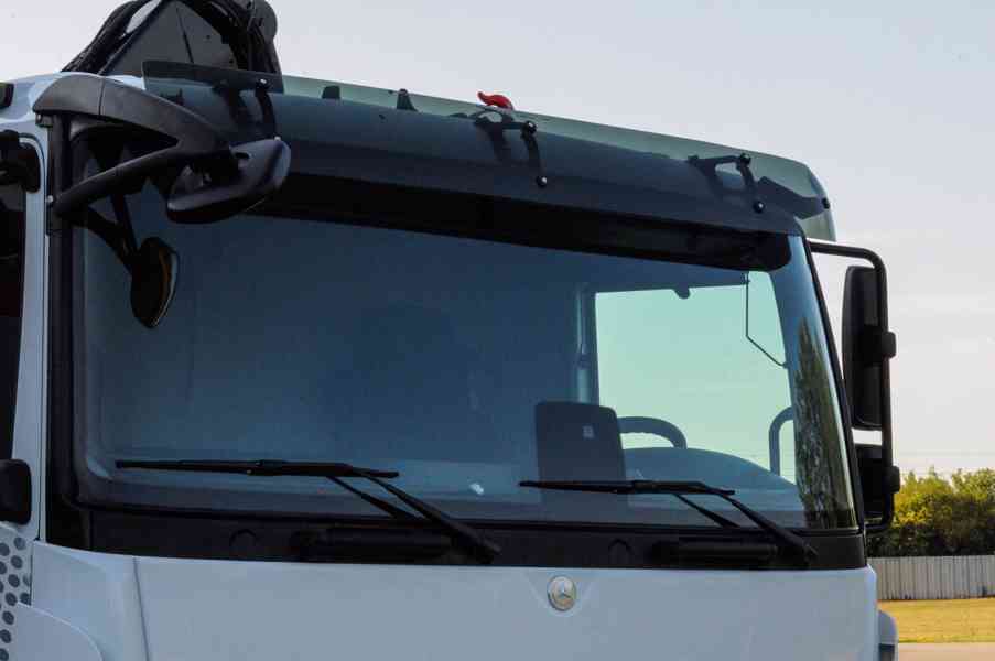 MERCEDES ATEGO 1524 - NOVÝ HÁKOVÝ NOSIČ KONTEJNERŮ + RUKA - foto 52