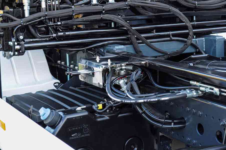 MERCEDES ATEGO 1524 - NOVÝ HÁKOVÝ NOSIČ KONTEJNERŮ + RUKA - foto 37