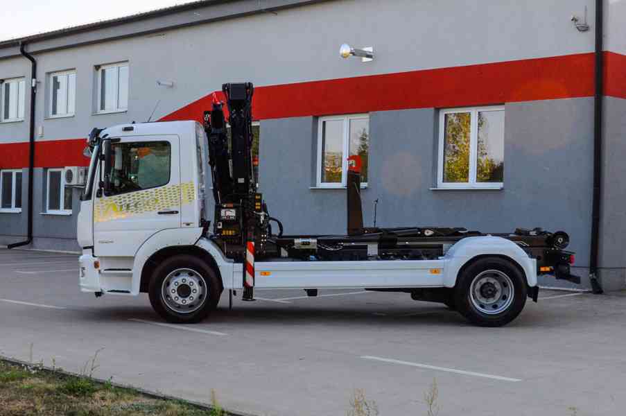 MERCEDES ATEGO 1524 - NOVÝ HÁKOVÝ NOSIČ KONTEJNERŮ + RUKA - foto 4
