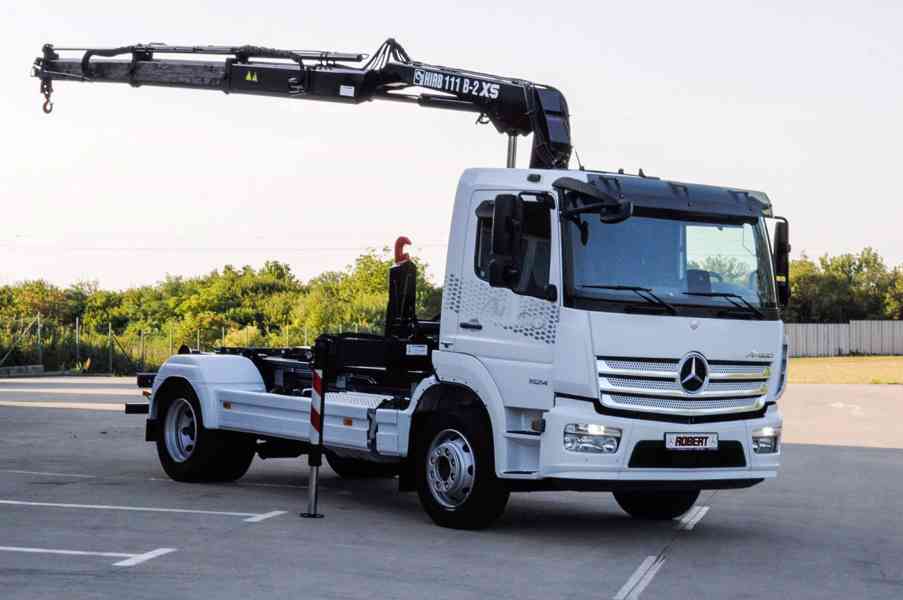 MERCEDES ATEGO 1524 - NOVÝ HÁKOVÝ NOSIČ KONTEJNERŮ + RUKA - foto 121