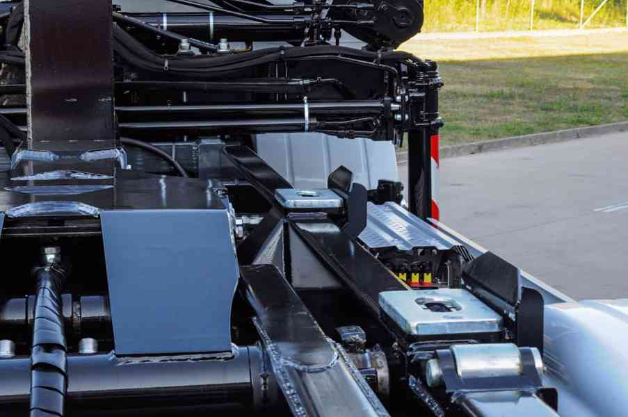 MERCEDES ATEGO 1524 - NOVÝ HÁKOVÝ NOSIČ KONTEJNERŮ + RUKA - foto 26