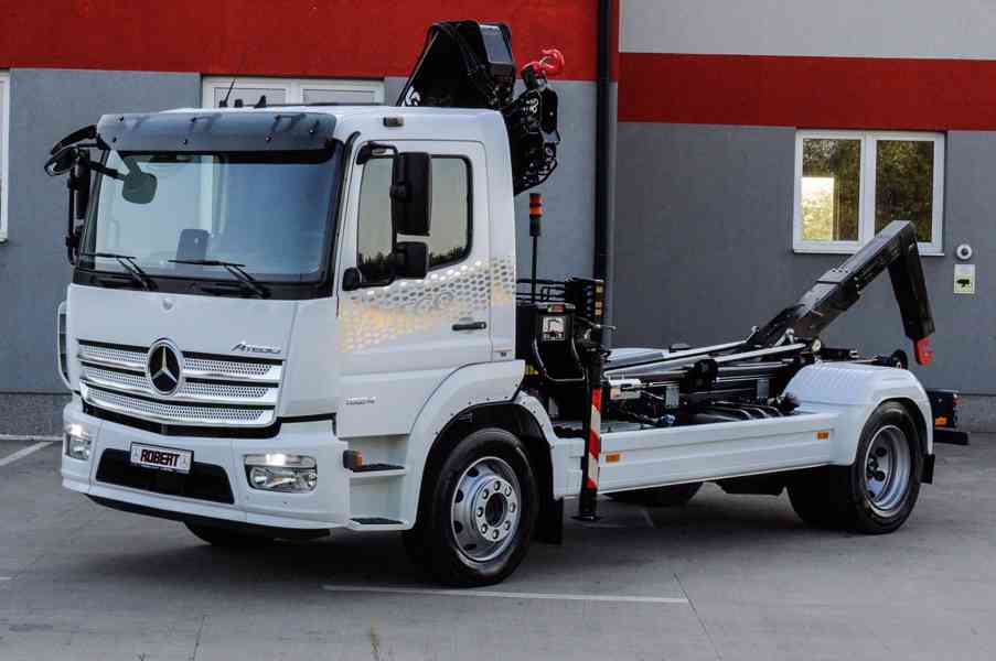 MERCEDES ATEGO 1524 - NOVÝ HÁKOVÝ NOSIČ KONTEJNERŮ + RUKA - foto 118