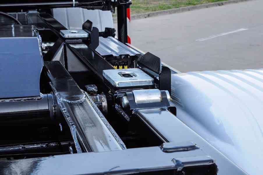 MERCEDES ATEGO 1524 - NOVÝ HÁKOVÝ NOSIČ KONTEJNERŮ + RUKA - foto 25