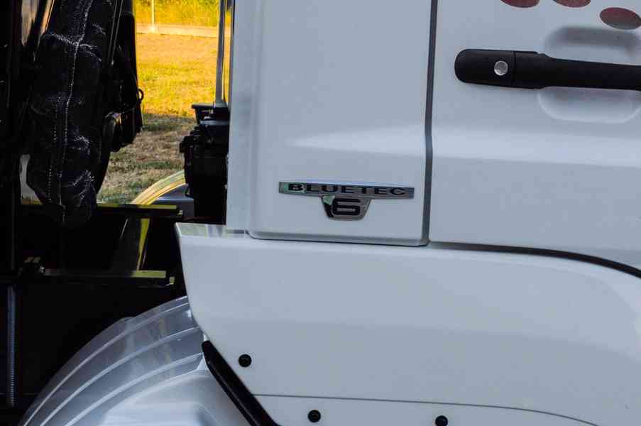 MERCEDES ATEGO 1524 - NOVÝ HÁKOVÝ NOSIČ KONTEJNERŮ + RUKA - foto 14