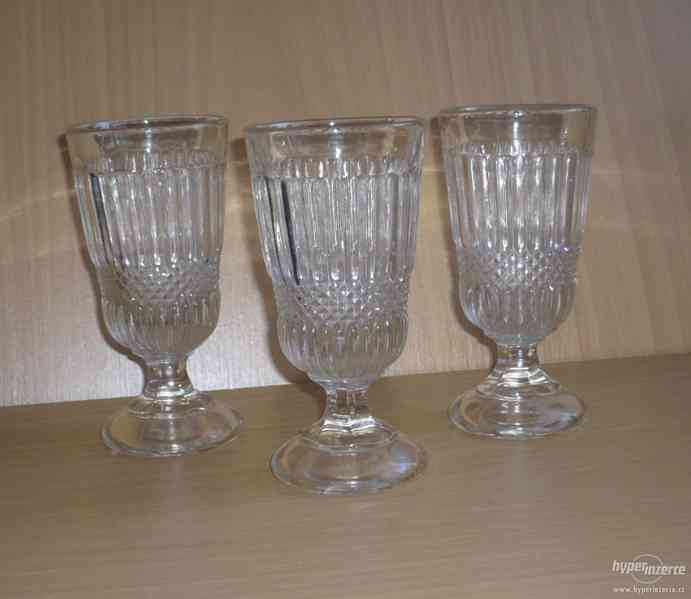 Staré skleněné poháry-skleničky 3ks - foto 1