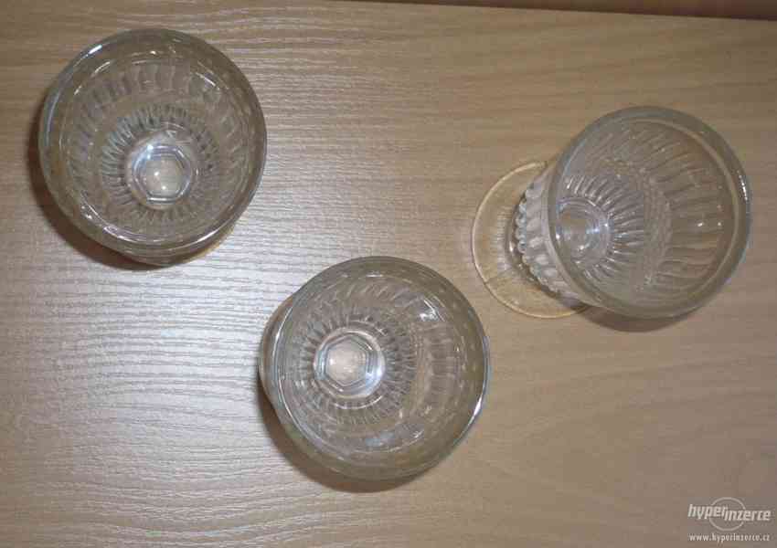 Staré skleněné poháry-skleničky 3ks - foto 2