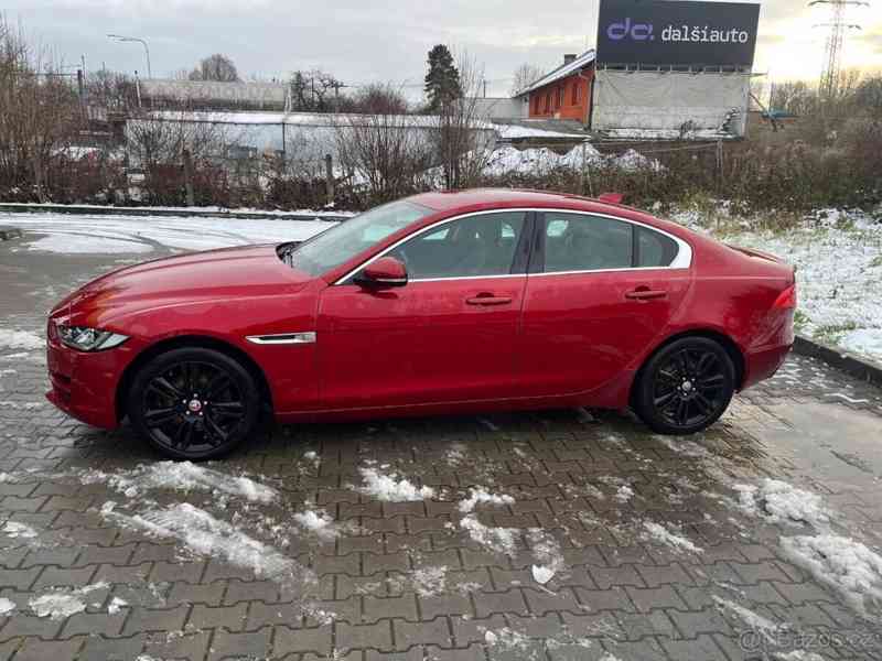Jaguar XE - foto 5
