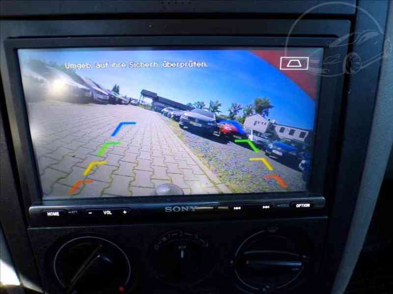 Volkswagen Golf 1,4 16V TAŽNÉ ZAŘÍZENÍ,KAMERA - foto 13