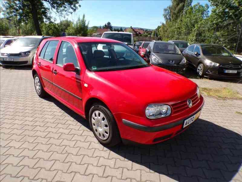 Volkswagen Golf 1,4 16V TAŽNÉ ZAŘÍZENÍ,KAMERA - foto 1