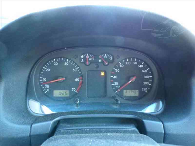 Volkswagen Golf 1,4 16V TAŽNÉ ZAŘÍZENÍ,KAMERA - foto 5