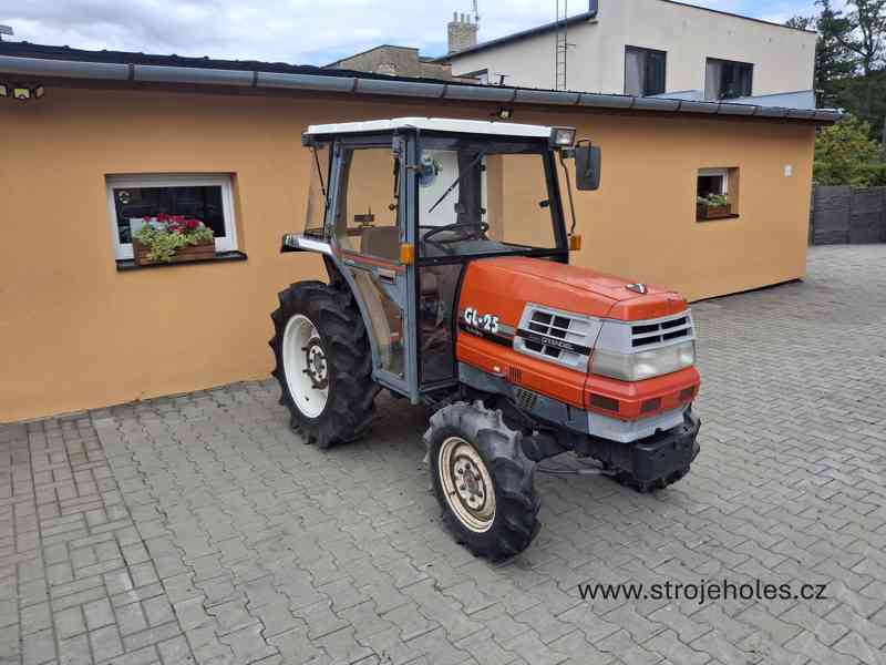 Malotraktor Kubota GL25 25 HP, 1 880 Mth, diesel - foto 3