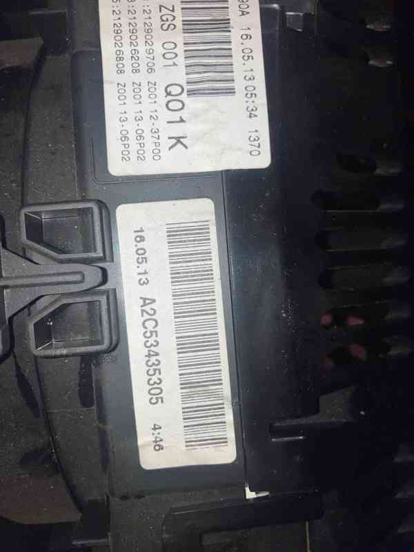 Panel přístrojů Mercedes W212 A2129000425 A2C87304800 - foto 4