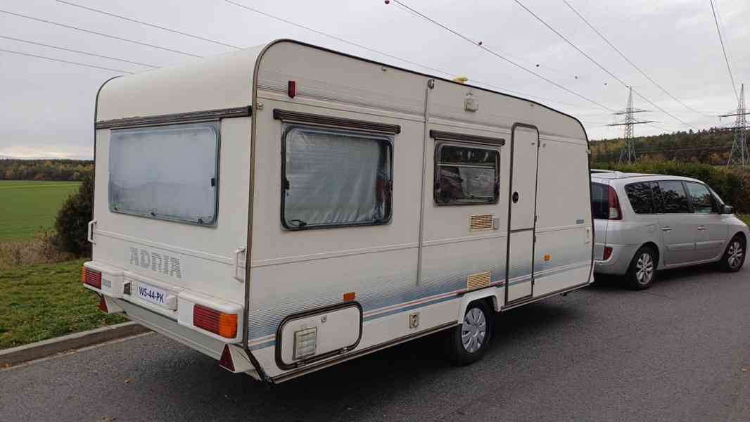 Karavan Adria Forma 470 / toaleta / předstan / 100km - foto 6