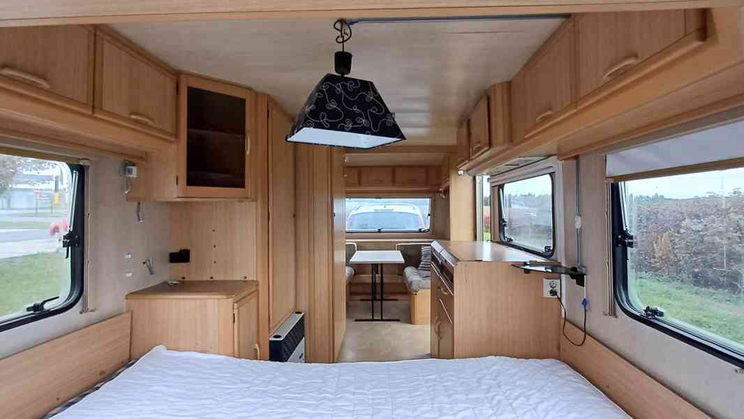 Karavan Adria Forma 470 / toaleta / předstan / 100km - foto 8