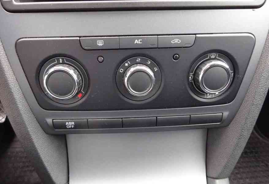 Škoda Octavia 1.6 MPI r.v.2011 (75 kw) serviska - foto 10