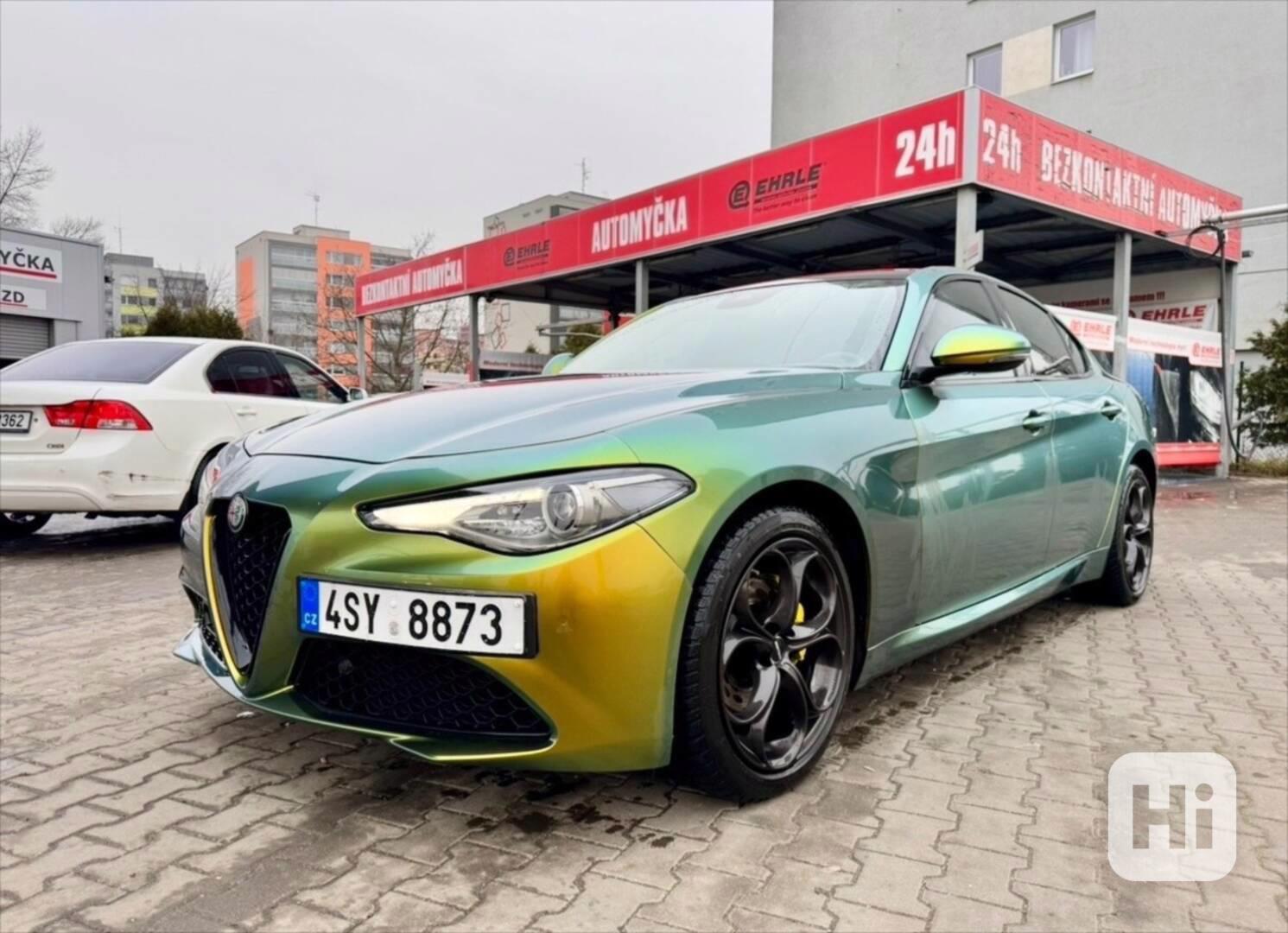 Alfa Romeo Giulia 2,0   Krásná - foto 1