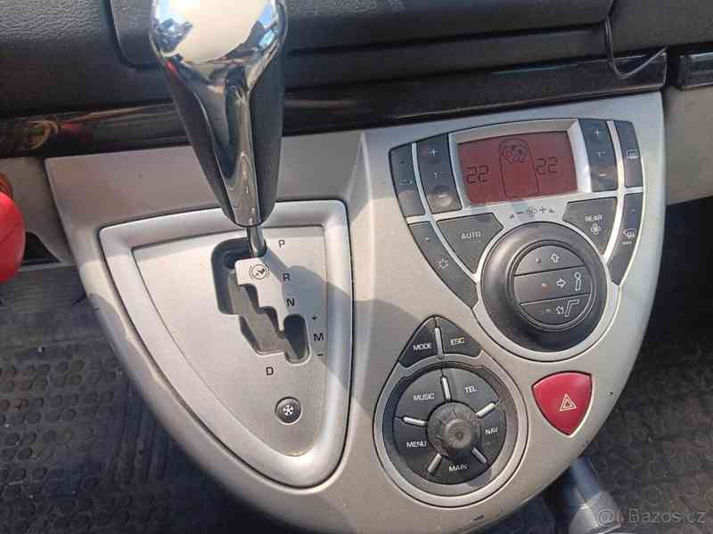 Peugeot 807 2,2   hdi - foto 11