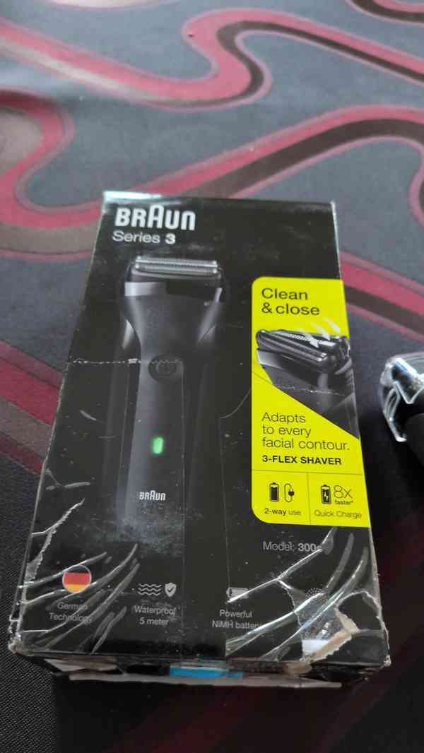 Holicí strojek Braun Series 3 300 - nepoužitý, rozbalený - foto 6
