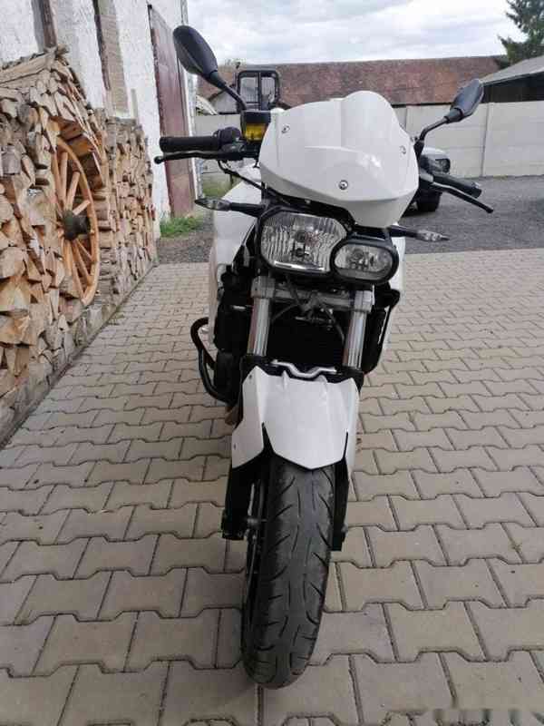 BMW F 800 R ABS 25kW v TP - foto 12