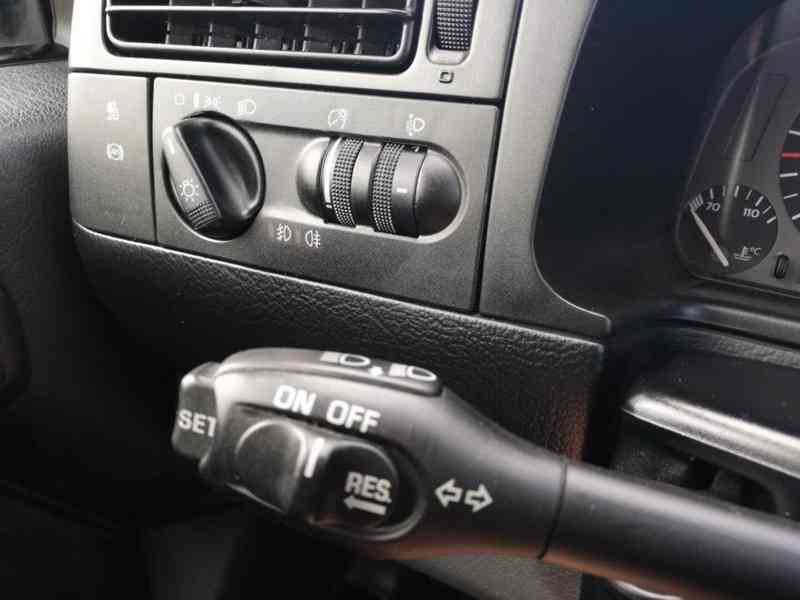 VW Golf III GT 1.8, 66kW - krásný stav, jasný původ i km - foto 13